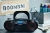 Klasyczny boombox Blaupunkt BB30BT odtwarzający muzykę bezprzewodowo w domowym salonie.