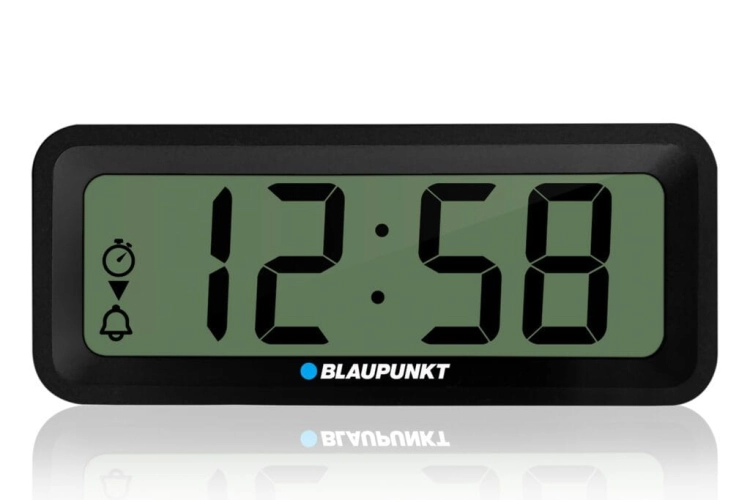 Minimalistyczny design i niewielkie gabaryty czarnego zegarka Blaupunkt CL04BK.