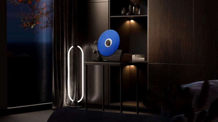 Gramofon wertykalny BLAUPUNKT VT100BK Czarny BT