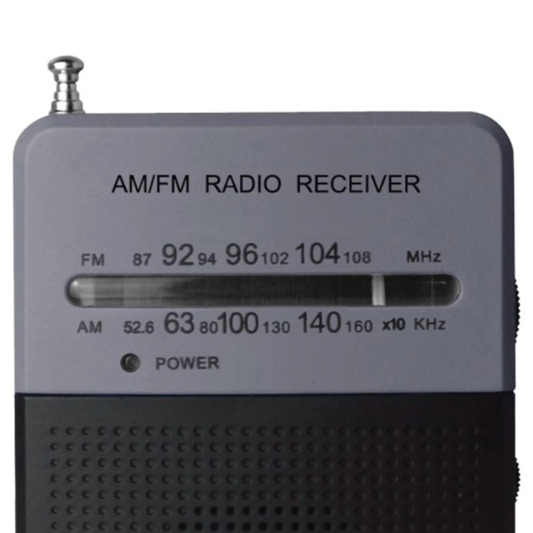 Przenośne radio kieszonkowe Blaupunkt PR3BK w kolorze czarnym z widoczną skalą częstotliwości.