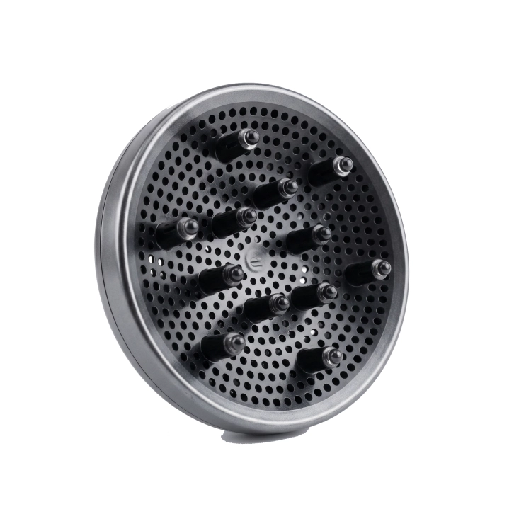 Wygodna praca dzięki fenomenalnej wadze zaledwie 360g w modelu Valera Prestige 2000W.