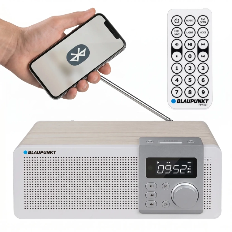 Przenośne radio z modułem Bluetooth Blaupunkt PP14BT w eleganckiej biało-drewnianej obudowie.