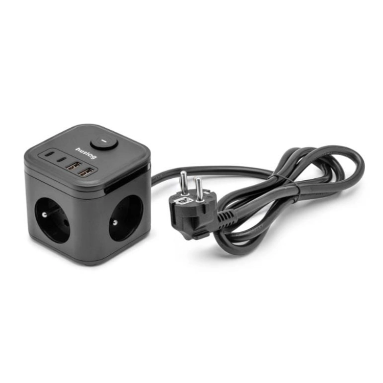 Zintegrowane porty ładujące 2x USB-C oraz 2x USB-A w listwie Huslog HUS1003.
