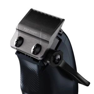 Blok tnący F32 Drift zabezpieczony warstwą diamentowo-węglową DLC w modelu Wahl Vapor Switch.
