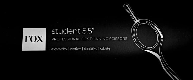 Klasyczny i niezwykle ergonomiczny uchwyt charakteryzujący model degażówki FOX Student 5,5".